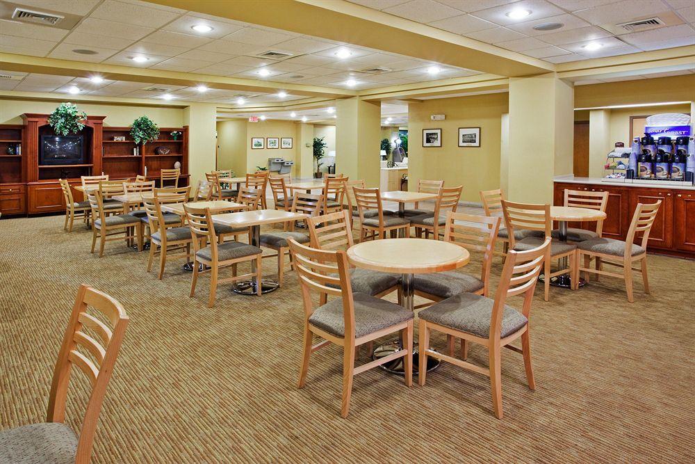 Holiday Inn Express Myrtle Beach-Broadway At The Beach By Ihg Nhà hàng bức ảnh