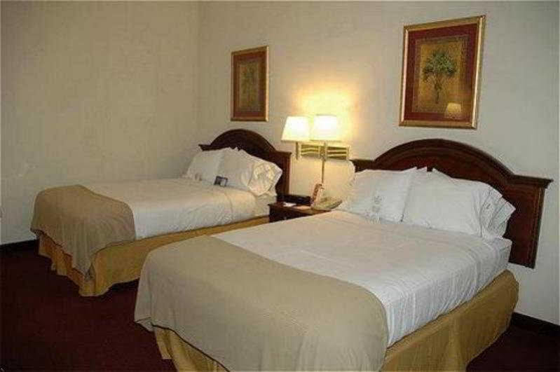 Holiday Inn Express Myrtle Beach-Broadway At The Beach By Ihg Ngoại thất bức ảnh