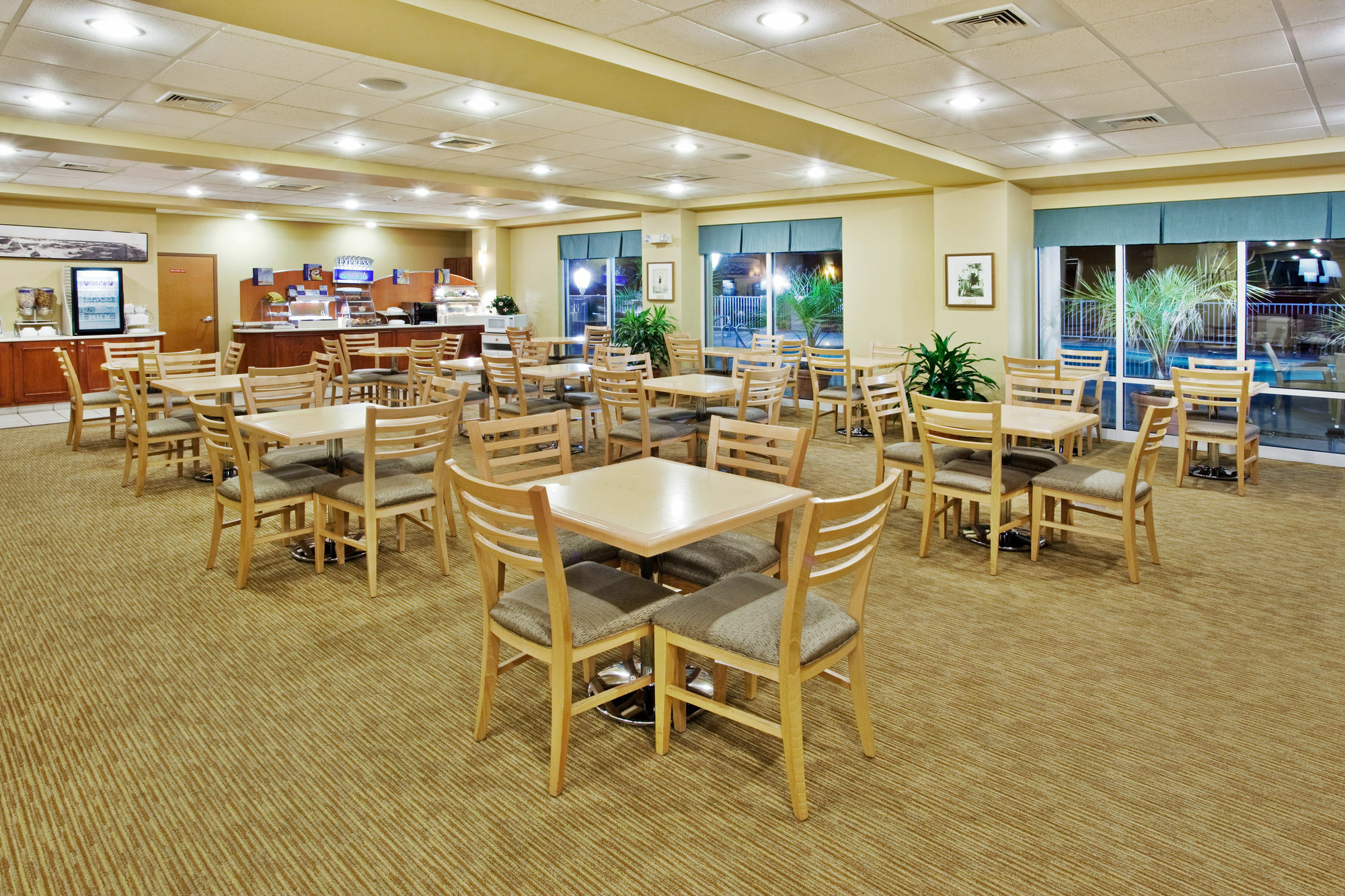 Holiday Inn Express Myrtle Beach-Broadway At The Beach By Ihg Ngoại thất bức ảnh